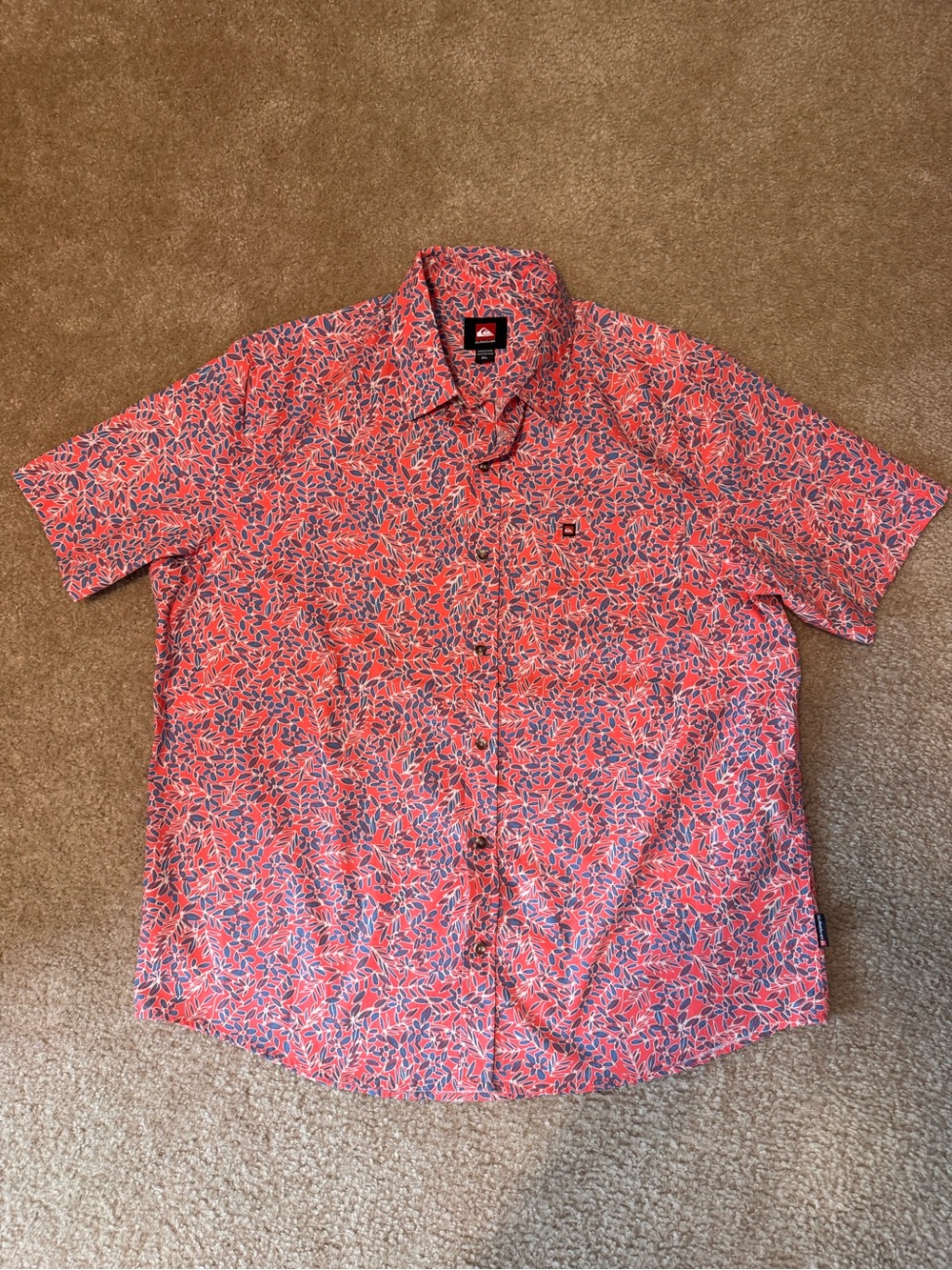 Quiksilver Men’s Floral Short-Sleeve Button-Up Shirt
